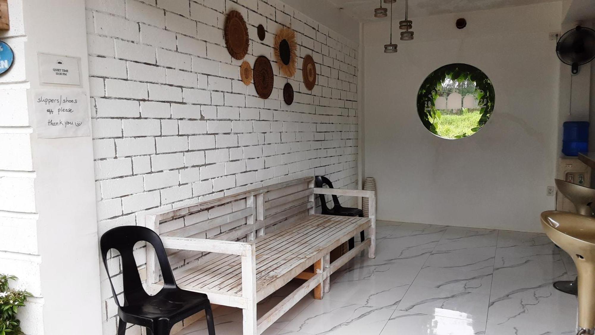 Point F Siargao Appartement Catangnan Buitenkant foto