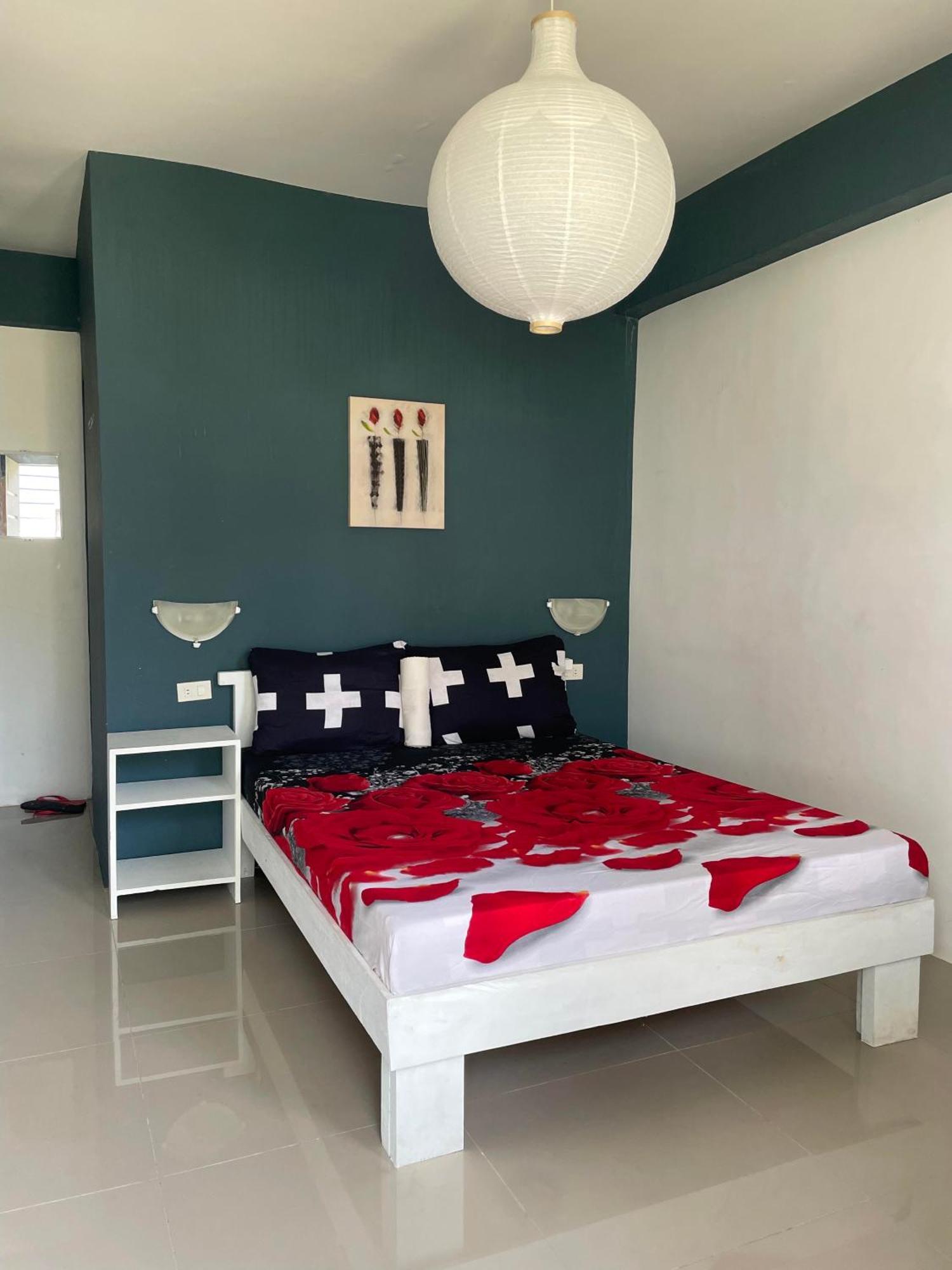 Point F Siargao Appartement Catangnan Buitenkant foto