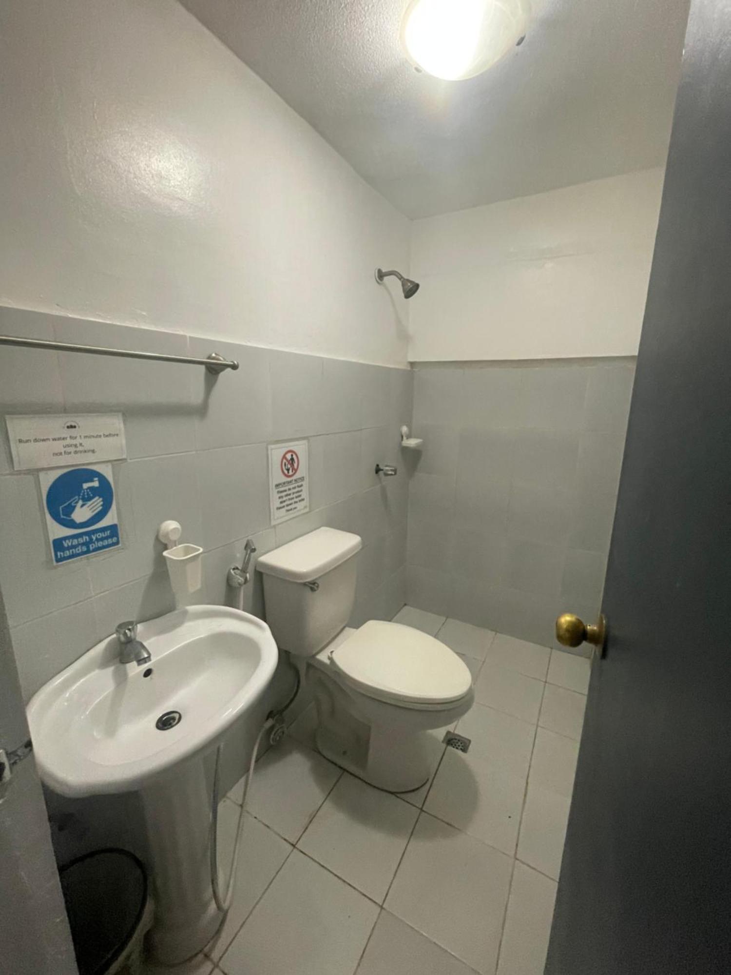 Point F Siargao Appartement Catangnan Buitenkant foto